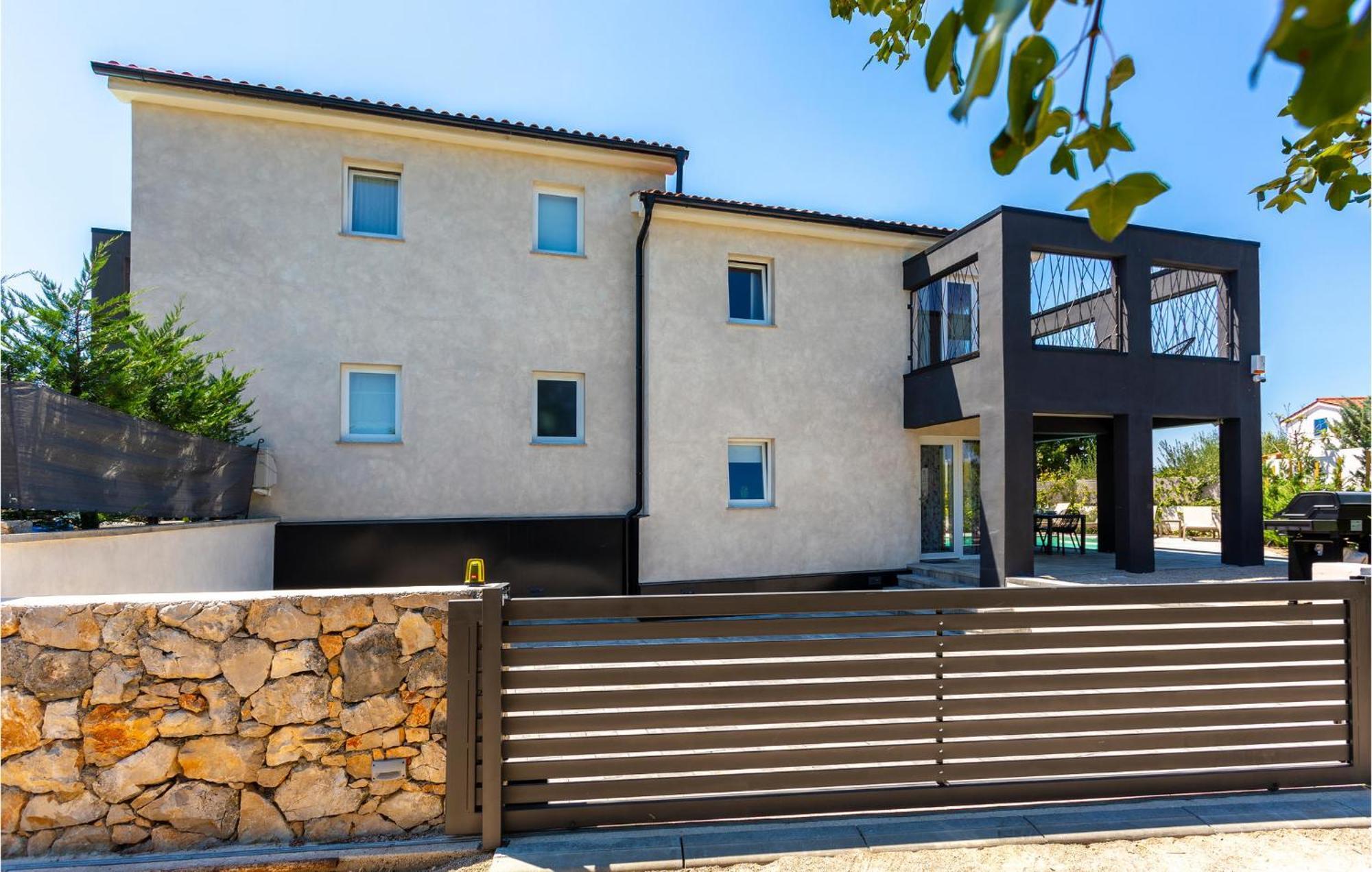 Amazing Home In Sveti Ivan Dobrinjski With Sauna Extérieur photo